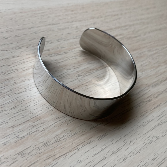 Women’s Silver cuff bracelet, shiny, jewelry - Picture 2 of 3